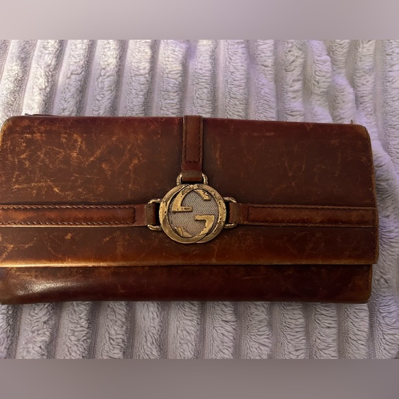 GUCCI Vintage Distressed Brown Fold Over Leather Wallet Multiple Slots Rare - Picture 1 of 15